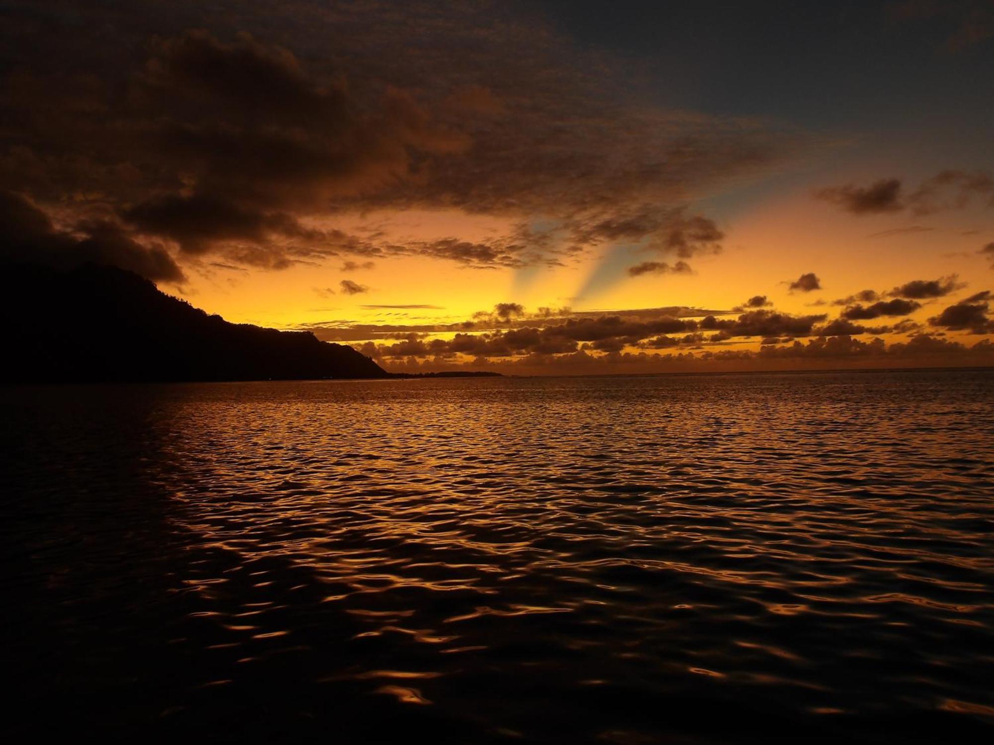 Catamaran Amaya - Sejour Insolite Sur Le Lagon De Moorea Hauru Exterior foto